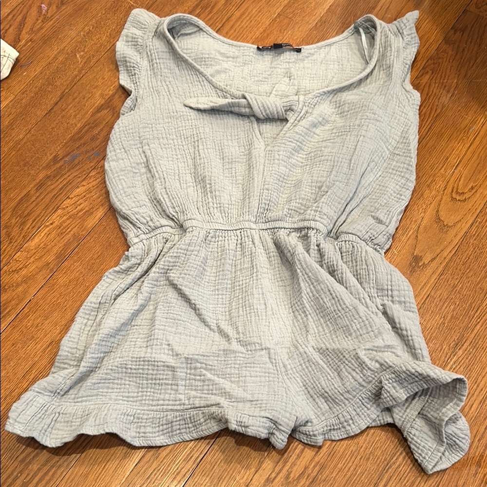 Gray Textured Sleeveless Top